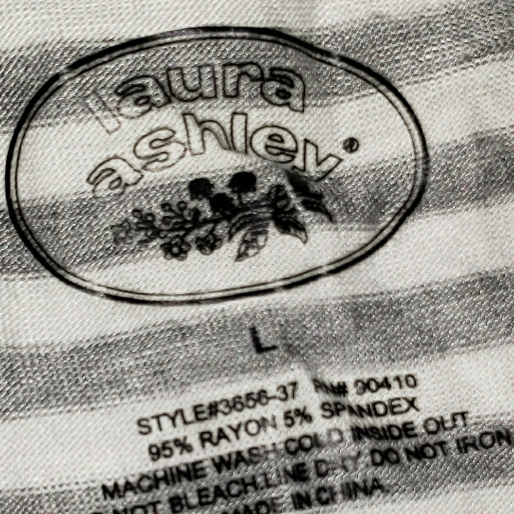 Gray Striped T-Shirt with Dog Graphic - Picture 2 of 3
